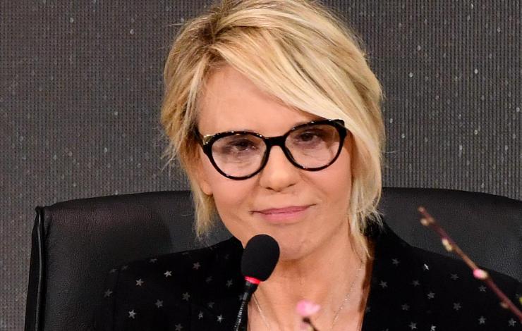 uomini e donne gesto maria de filippi